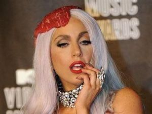 Lady Gaga швидко лисіє