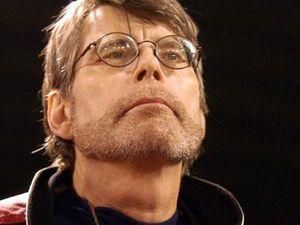 Стивен Кинг напишет сюжет эпизода "ходячих мертвецов" Стивен Кинг напишет сюжет эпизода "ходячих мертвецов"