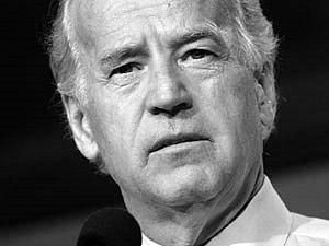 Віце-президент США відвідав посольство Японії у Вашингтоні Віце-президент США відвідав посольство Японії у Вашингтоні