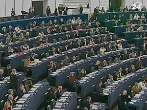 Трьох депутатів Європарламенту зловили на хабарі