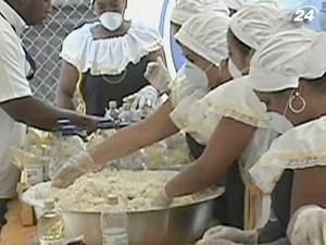 Венесуельці спекли найбільший у світі кукурудзяний млинець Венесуельці спекли найбільший у світі кукурудзяний млинець