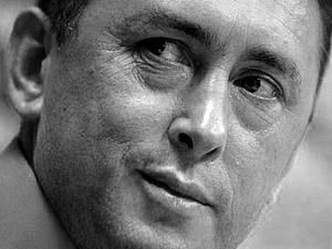 Мельниченко просить СБУ взяти під контроль "орлів" Кучми Мельниченко просить СБУ взяти під контроль "орлів" Кучми