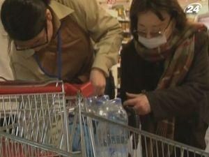 Япония: видео с реактора, японцы покупают воду