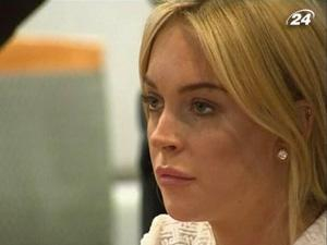 Линдсей Лохан не признает свою вину в краже драгоценного ожерелья