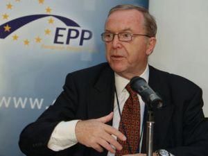 ЄНП стурбована політичною ситуацією в Україні ЄНП стурбована політичною ситуацією в Україні