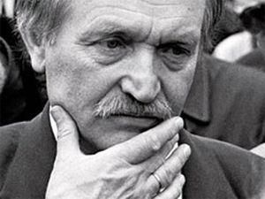 Чорновіл хоче, щоб Кучму допитали у справі загибелі його батька Чорновіл хоче, щоб Кучму допитали у справі загибелі його батька