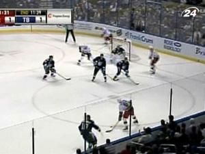 "Кароліна" перемогла втретє поспіль "Кароліна" перемогла втретє поспіль