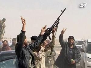 Лівійські повстанці захопили порт Рас-Лануф Лівійські повстанці захопили порт Рас-Лануф