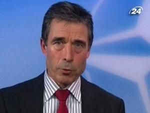 НАТО взяло на себе командування операцією у Лівії НАТО взяло на себе командування операцією у Лівії