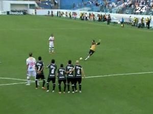 Воротар "Сан-Паулу" Рожеріо Сені забив 100 гол у кар’єрі Воротар "Сан-Паулу" Рожеріо Сені забив 100 гол у кар’єрі