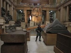 Еще пять экспонатов вернулись в Каирский музей Еще пять экспонатов вернулись в Каирский музей