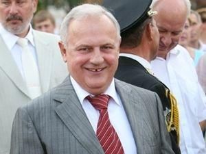 Донецький губернатор вчить як жити на 2500 гривень в місяць Донецький губернатор вчить як жити на 2500 гривень в місяць