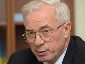 Азаров хоче вибачень від Тимошенко Азаров хоче вибачень від Тимошенко