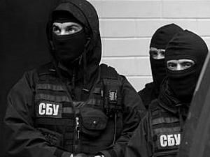 СБУ затримала чотирьох хабарників у Шевченківському суді СБУ затримала чотирьох хабарників у Шевченківському суді