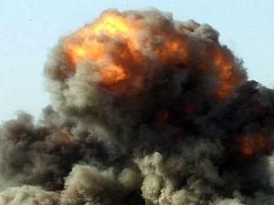 Пакистан: смертник підірвав себе у натовпі людей Пакистан: смертник підірвав себе у натовпі людей