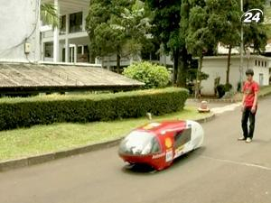 В Индонезии создали эко-автомобиль, работающий на спирте