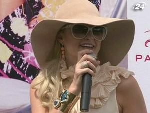 Періс Хілтон представила свою нову лінію взуття Періс Хілтон представила свою нову лінію взуття