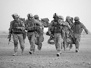 США направляет в Японию морских пехотинцев США направляет в Японию морских пехотинцев