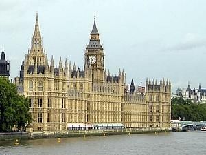 Члена британського парламенту засудили до 16 місяців в’язниці
