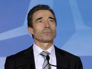 НАТО не будет вооружать ливийских повстанцев НАТО не будет вооружать ливийских повстанцев