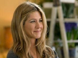 Демі Мур і Дженніфер Еністон знімуть короткометражки про рак грудей Демі Мур і Дженніфер Еністон знімуть короткометражки про рак грудей