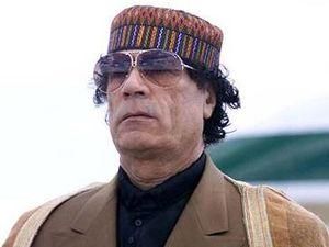 Каддафи не собирается бежать из Ливии Каддафи не собирается бежать из Ливии