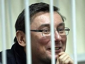 Луценко: Справа Кучми — фарс Луценко: Справа Кучми — фарс