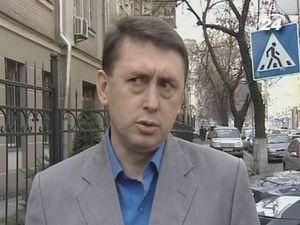 Мельниченко: Їм буде простіше взяти і вбити Кучму Мельниченко: Їм буде простіше взяти і вбити Кучму