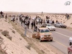 Власти Ливии отказались заключить перемирие с повстанцами Власти Ливии отказались заключить перемирие с повстанцами