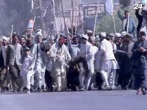 К массовым беспорядкам в Кандагаре присоединились талибы
