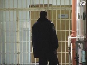 Тема тижня: Кількість смертей у міліцейських відділках зростає Тема тижня: Кількість смертей у міліцейських відділках зростає