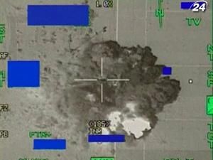 США согласились бомбардировать Ливию в течение понедельника США согласились бомбардировать Ливию в течение понедельника