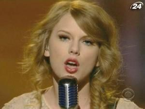 Тейлор Свифт и Миранда Ламберт - триумфаторы церемонии "Country Music Awards" Тейлор Свифт и Миранда Ламберт - триумфаторы церемонии "Country Music Awards"