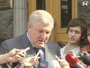 Комитет Верховной Рады требует уволить министра обороны Комитет Верховной Рады требует уволить министра обороны