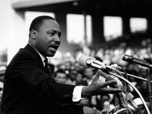 Universal відмовилася від зйомок фільму про Мартіна Лютера Кінга Universal відмовилася від зйомок фільму про Мартіна Лютера Кінга