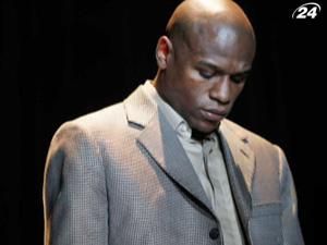 У Флойда Мейвезера снова проблемы с законом У Флойда Мейвезера снова проблемы с законом