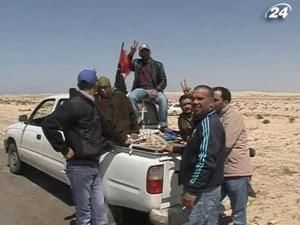 Италия признала Национальный совет Ливии единственной законной властью Италия признала Национальный совет Ливии единственной законной властью