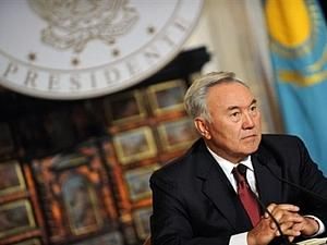Назарбаєв знову став Президентом Казахстану