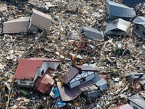 Офіційно: Жертвами стихії в Японії стали 12648 людей
