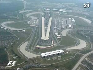 Red Bull использует KERS во время гонки в Малайзии Red Bull использует KERS во время гонки в Малайзии