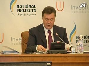 Януковичу не нравятся "сказки" Азарова