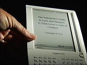 Автор "Путівника педофіла" отримав два роки умовно Автор "Путівника педофіла" отримав два роки умовно