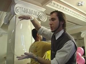 Харків: студенти доводять школярам, що фізика може бути цікавою Харків: студенти доводять школярам, що фізика може бути цікавою