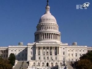 США: республиканцы согласились на сокращение бюджетных расходов 