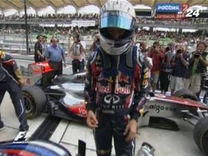 Себастіан Феттель знову стартуватиме першим Себастіан Феттель знову стартуватиме першим