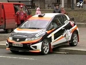 В столице торжественно, но без заезда, открыли авторалли "Столица" В столице торжественно, но без заезда, открыли авторалли "Столица"