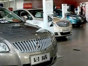 Китай повернув собі світове лідерство за обсягом продажів автомобілів