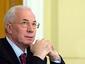 Азаров хоче моніторити ціни і тарифи через комп’ютер Азаров хоче моніторити ціни і тарифи через комп’ютер