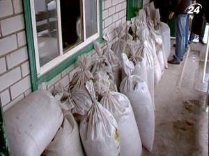 У приватному будинку виявили 600 кг макової соломки У приватному будинку виявили 600 кг макової соломки