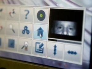 Студенти розробили планшетний ПК для інвалідів Студенти розробили планшетний ПК для інвалідів